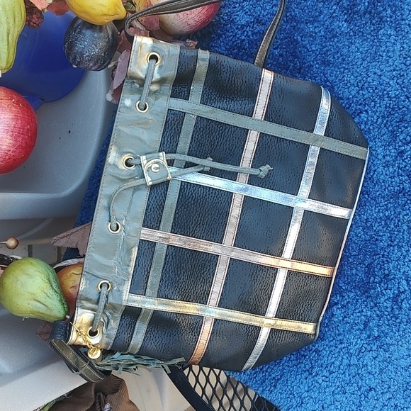 Black,Silver&Gold Pocket Book - Picture 4 of 12